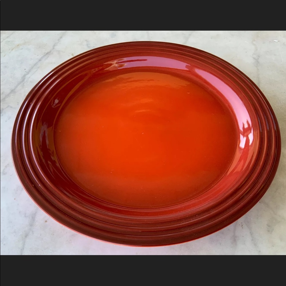 LE CREUSET DINNER PLATE CERISE CHERRYRED STONEWARE